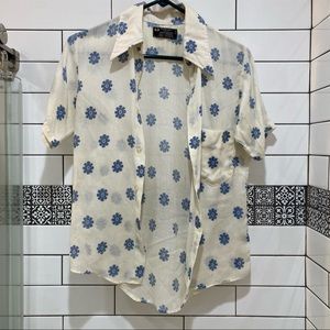 Vintage 60’s🦋 White floral short sleeve button up